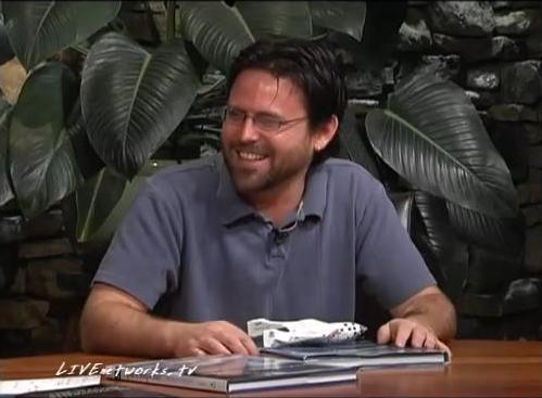 Dan discusses his first book SpaceShipOne, writing, and career on Wave Street Author Series.